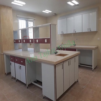 کابینت دیواری درب دار ساده