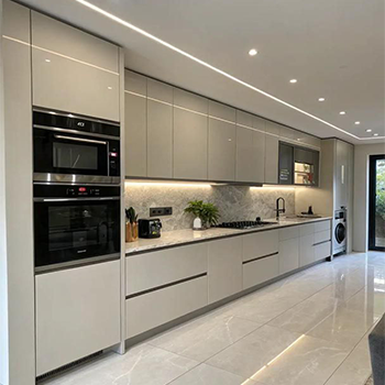 کابینت بندی و آشپزخانه